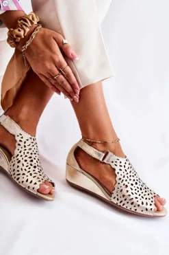 Sandały Ażurowe|Sandały Na Koturnie><noscript><img width=