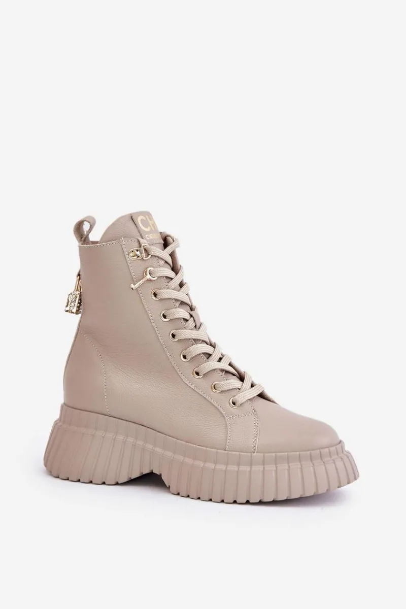 Outlet CheBello Skórzane Botki Na Platformie Na Zamek Z Ozdobną Kłódką 4517 Beżowe