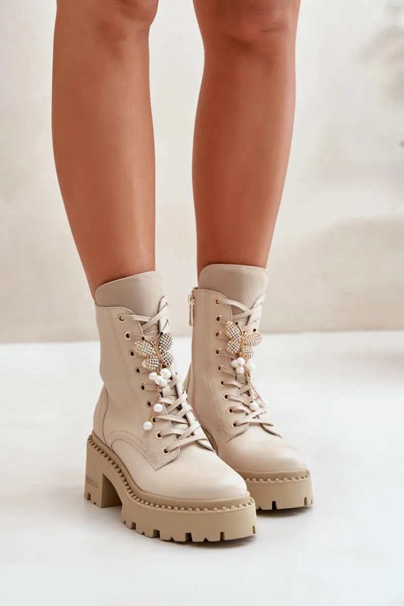 Botki Ocieplane|Damskie Trapery>CheBello Skórzane Botki Workery Damskie Z Motylem Beżowe 4590