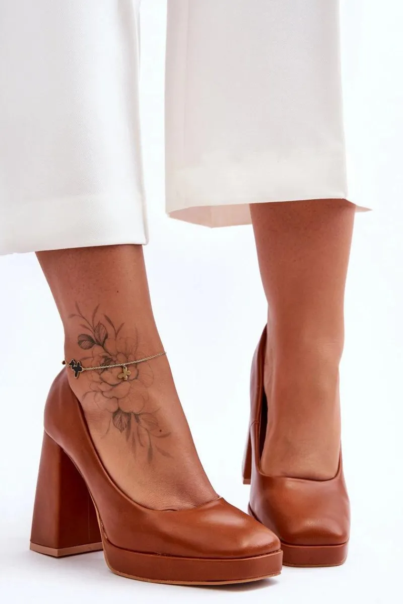 Czółenka Na Platformie|Czółenka Na Słupku>Boto Skórzane Czółenka Na Masywnym Obcasie Camel Rosalia