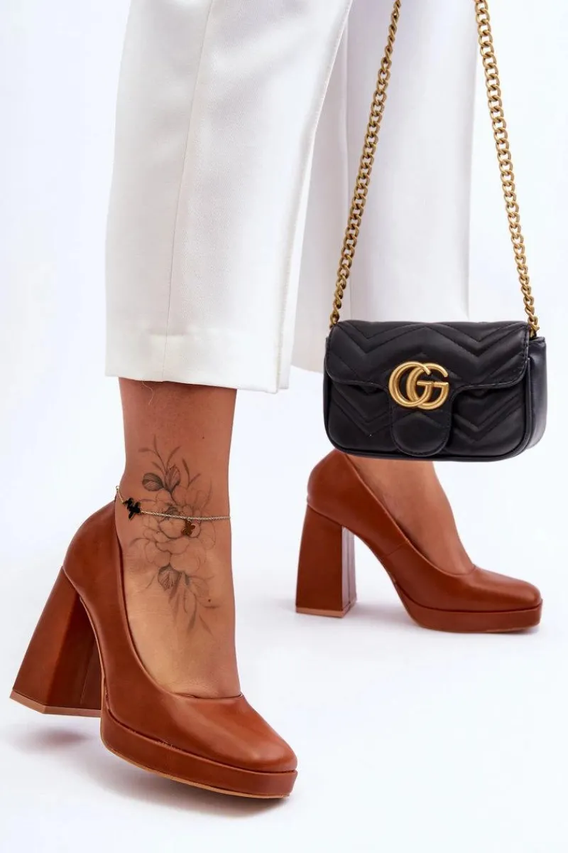 Czółenka Na Platformie|Czółenka Na Słupku>Boto Skórzane Czółenka Na Masywnym Obcasie Camel Rosalia