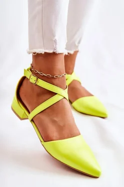 Czółenka Na Słupku><noscript><img width=