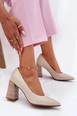 Discount Evento Skórzane Czółenka Na Słupku Beżowe Gregosa