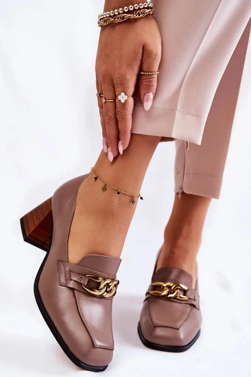 Laura Messi Skórzane Czółenka Z Łańcuchem 2514 Beżowe