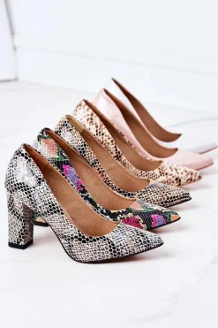 Outlet Skórzane Czółenka Z Wężowym Wzorem Lewski Shoes 2453 Kolorowe Damskie Czółenka Na Słupku