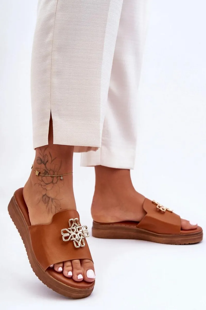 Klapki Na Platformie|Klapki Damskie Klasyczne>Boto Skórzane Damskie Klapki Na Platformie z Ozdobą Brązowe Azera