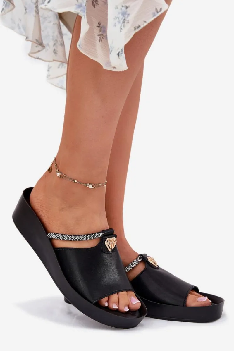 Klapki Na Koturnie|Klapki Na Platformie>Damskie buty S.Barski Skórzane Damskie Klapki Z Ozdobnym Paskiem KV51-034 Czarne Czarny