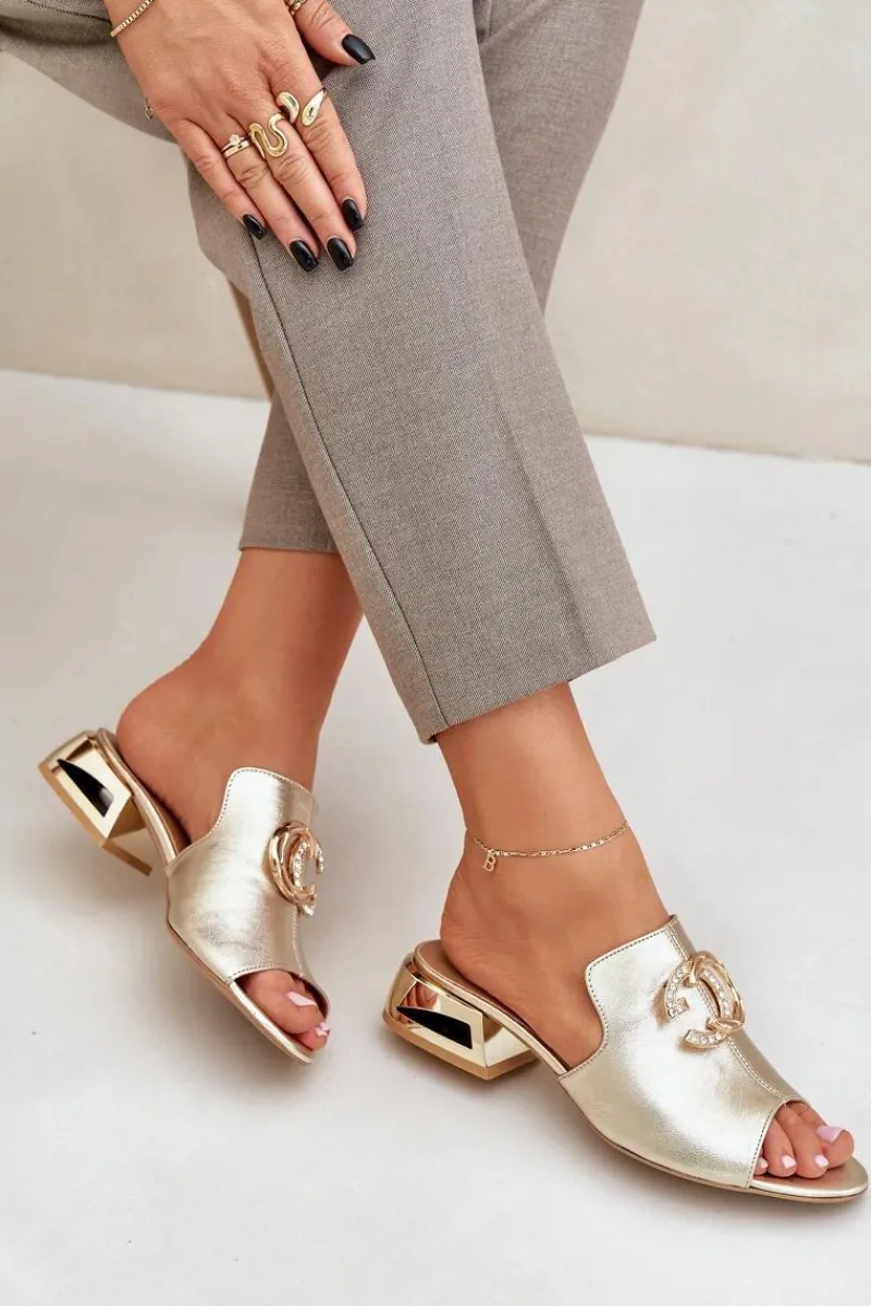 Klapki Na Obcasie|Klapki Damskie Klasyczne>Laura Messi Skórzane Eleganckie Klapki Damskie Na Niskim Obcasie 2874 Złote