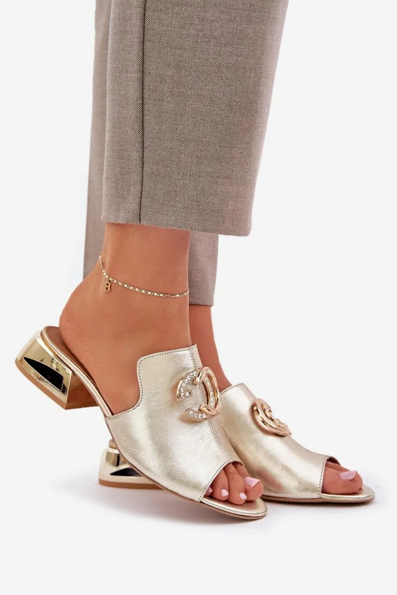 Klapki Na Obcasie|Klapki Damskie Klasyczne>Laura Messi Skórzane Eleganckie Klapki Damskie Na Niskim Obcasie 2874 Złote