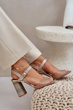 Sandały Na Słupku|Sandały Na Obcasie></noscript>Laura Messi Skórzane Eleganckie Sandały Na Słupku 2136 Ciemnobeżowe Beżowy