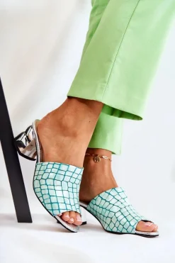 New Boto Skórzane Klapki Damskie Wzór Krokodyl Na Obcasie Jasnozielone Perry