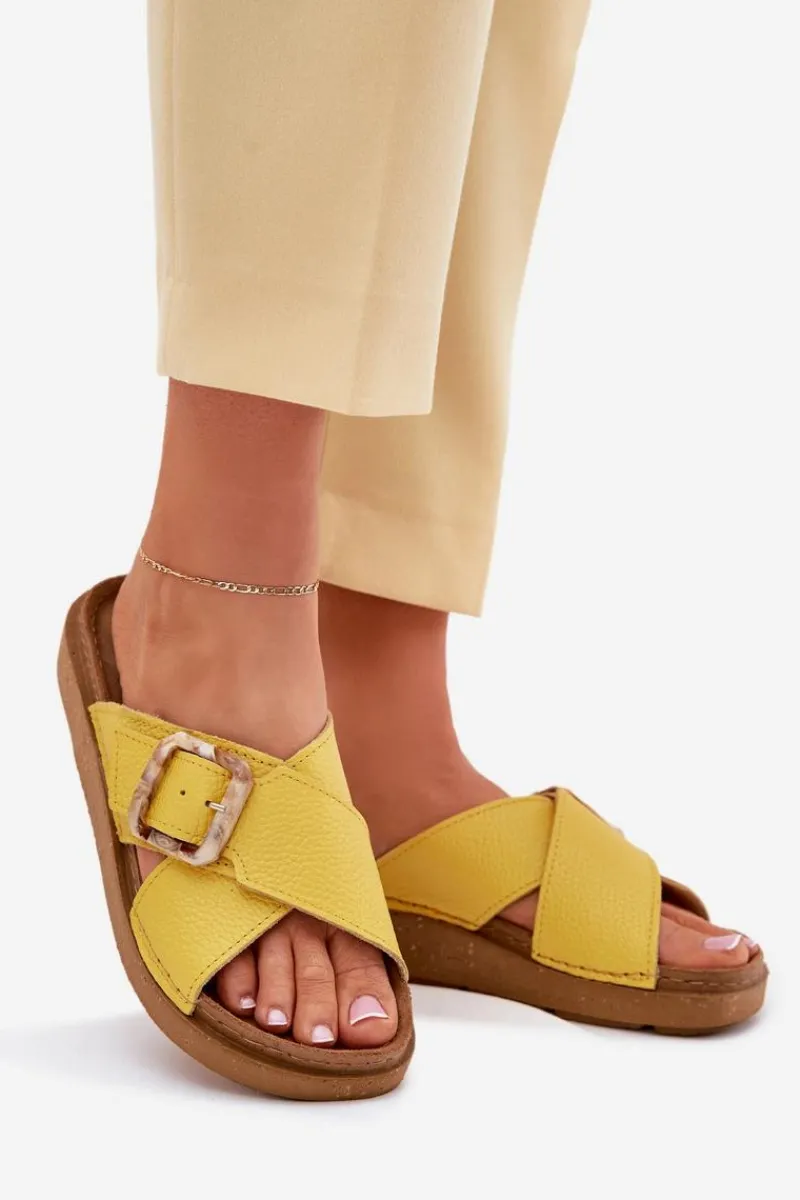 Best INBLU Skórzane Klapki Damskie Z Klamrą ED0003IU Żółte Żółty