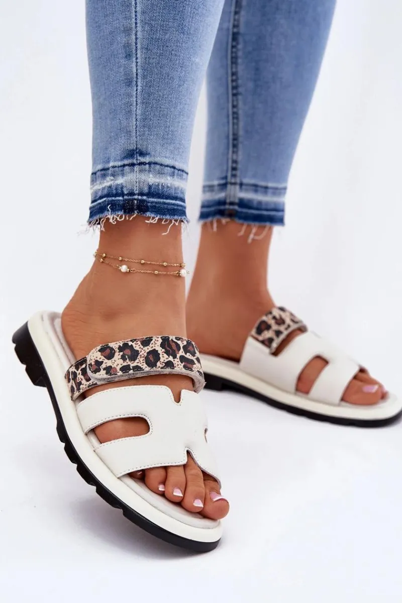 Klapki Damskie Klasyczne>Buty damskie Vinceza Skórzane Klapki Damskie Z Rzepem Panterka Vinceza 66769 Jasnobeżowe Beżowy