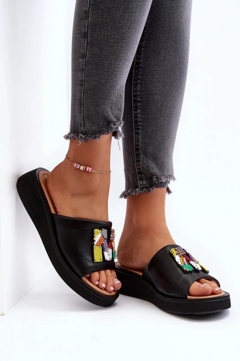 Klapki Na Platformie|Klapki Damskie Klasyczne>Buty damskie Vinceza Skórzane Klapki Damskie Z Ozdobą Czarne Asames Czarny