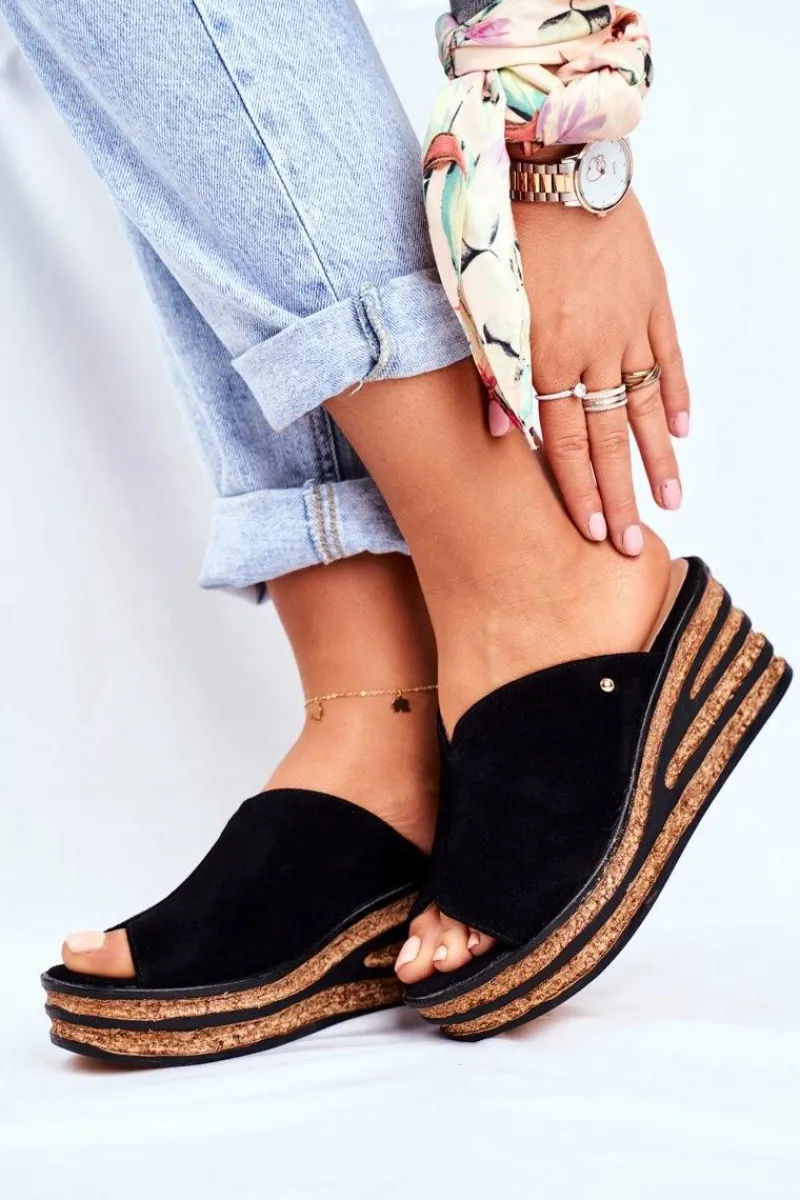 Klapki Na Koturnie|Klapki Na Obcasie>Boto Skórzane Klapki Na Koturnie Czarne Nicole 2559