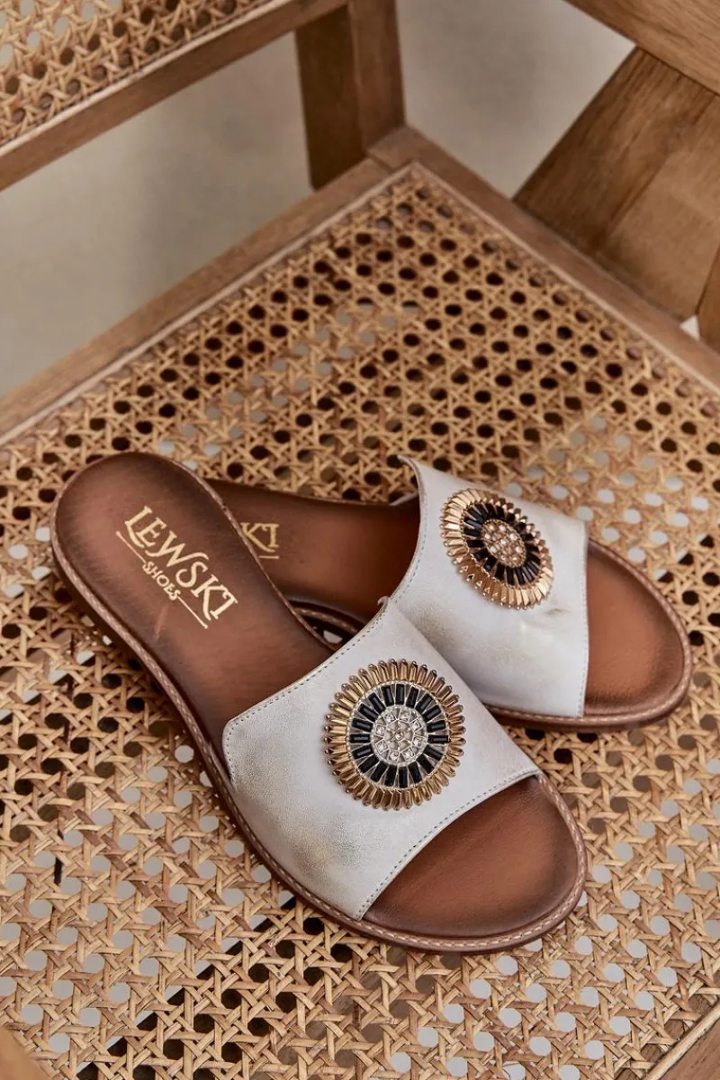 Klapki Damskie Klasyczne>Boto Skórzane Klapki Z Ozdobą Na Płaskim Obcasie Lewski 3047/O Przecierany Złoty