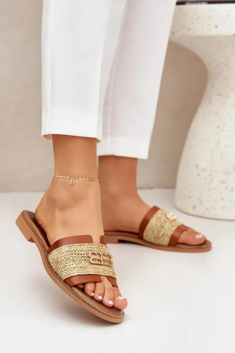 Best Skórzane Klapki Z Ozdobnym Detalem I Plecionką 40426 Brązowe Damskie Klapki Damskie Klasyczne