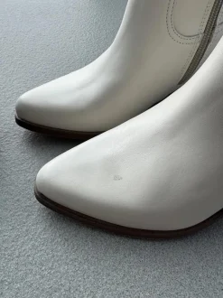 Kozaki Na Słupku|Kozaki Na Obcasie><noscript><img width=