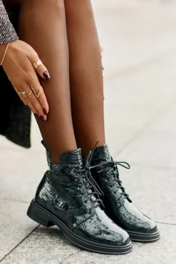 Hot Skórzane Lakierowane Botki Damskie Ocieplane Na Zamek D&A LZ42-042 Ciemnozielone Damskie Botki Ocieplane|Damskie Trapery