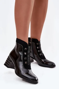 Sale D&A Skórzane Lakierowane Botki Damskie Na Słupku MR52-144 Czarne