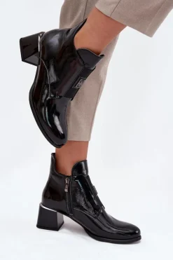 Hot Zazoo Skórzane Lakierowane Botki Na Klocku Z Ozdobnym Detalem Ocieplane 60560 Czarne Czarny