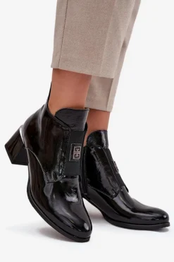 Hot Zazoo Skórzane Lakierowane Botki Na Klocku Z Ozdobnym Detalem Ocieplane 60560 Czarne Czarny