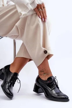 Skórzane Lakierowane Półbuty Damskie Na Obcasie Czarne Keria Damskie Półbuty Skórzane