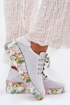 Buty Sportowe Na Platformie|Półbuty Skórzane></noscript>Artiker Skórzane Półbuty Na Koturnie Ze Wzorem 54C1807 Biało-Zielone