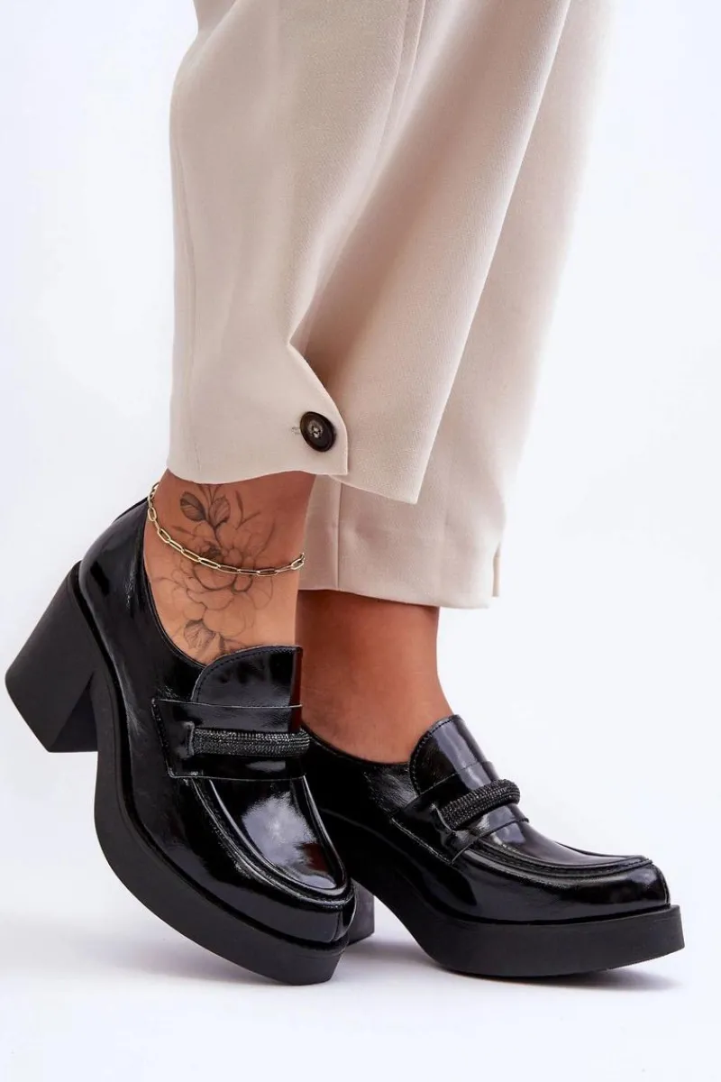 Półbuty Skórzane>Boto Skórzane Półbuty Na Słupku Z Ozdobą Czarne Lemar Gelanor Czarny