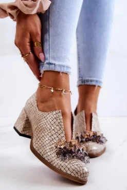 Półbuty Skórzane>Boto Skórzane Półbuty Wzór Krokodyl Z Ozdobą Beżowe Delaver