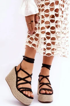 Sandały Na Koturnie>Boto Skórzane Sandałki Na Koturnie Czarne Margaritt Czarny