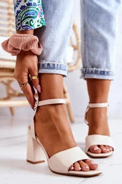 Clearance Boto Skórzane Sandałki Na Słupku Beżowe Estrella