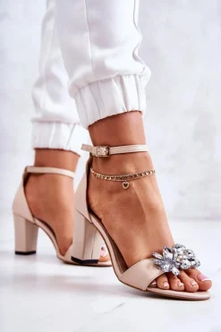 Sandały Na Obcasie>Boto Skórzane Sandałki Na Słupku Z Ozdobą Beżowe Milessa