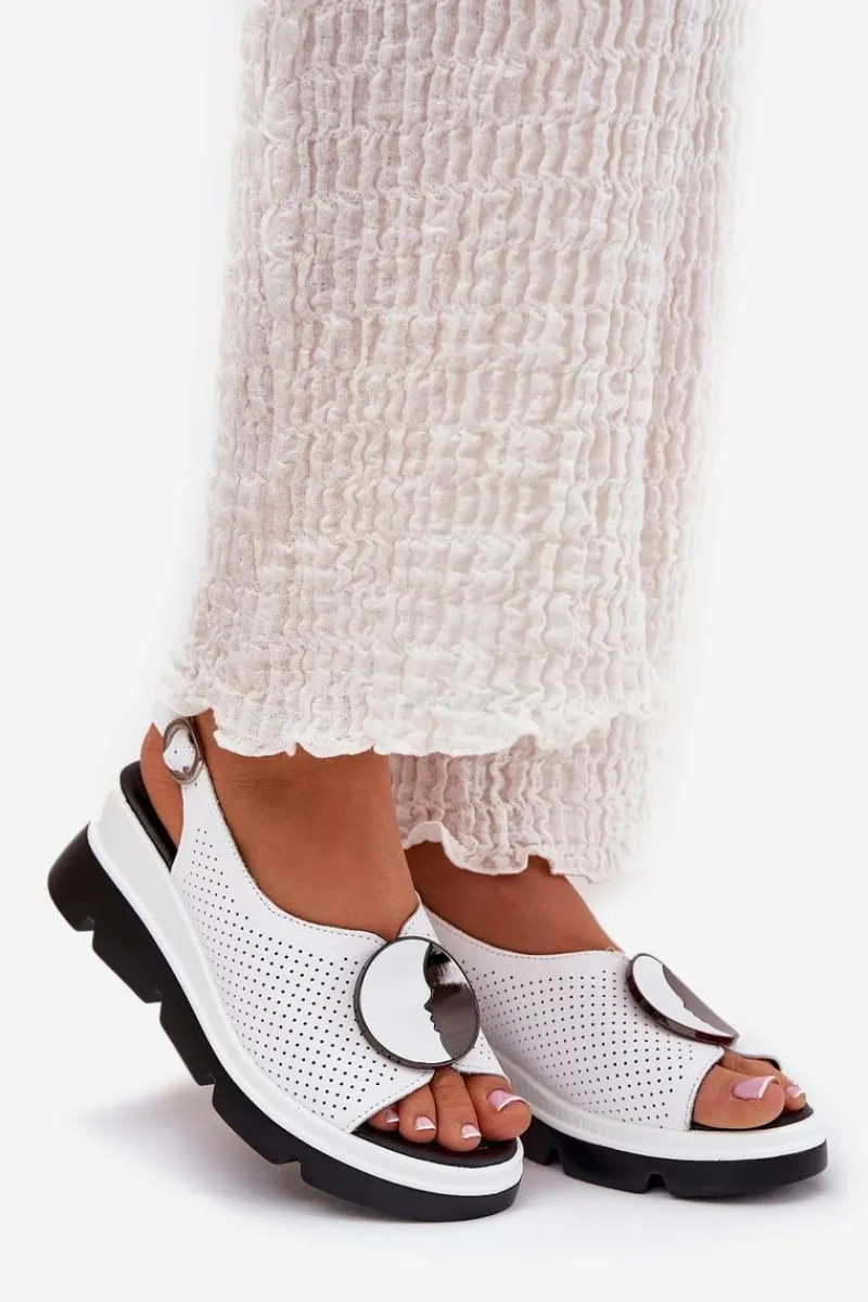 Online Skórzane Sandały Damskie Na Koturnie Z Ozdobą S.Barski LR51-788 Białe Damskie Sandały Na Koturnie