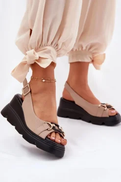 Sandały Z Cholewką|Sandały Na Koturnie></noscript>Artiker Skórzane Sandały Damskie Na Koturnie I Platformie Z Ozdobą 56C2209 Beżowe Beżowy