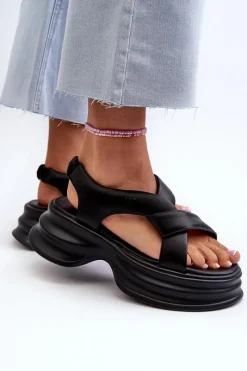 GOE Skórzane Sandały Damskie Na Masywnej Podeszwie Czarne NN2N4106 Czarny