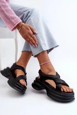 GOE Skórzane Sandały Damskie Na Masywnej Podeszwie Czarne NN2N4106 Czarny