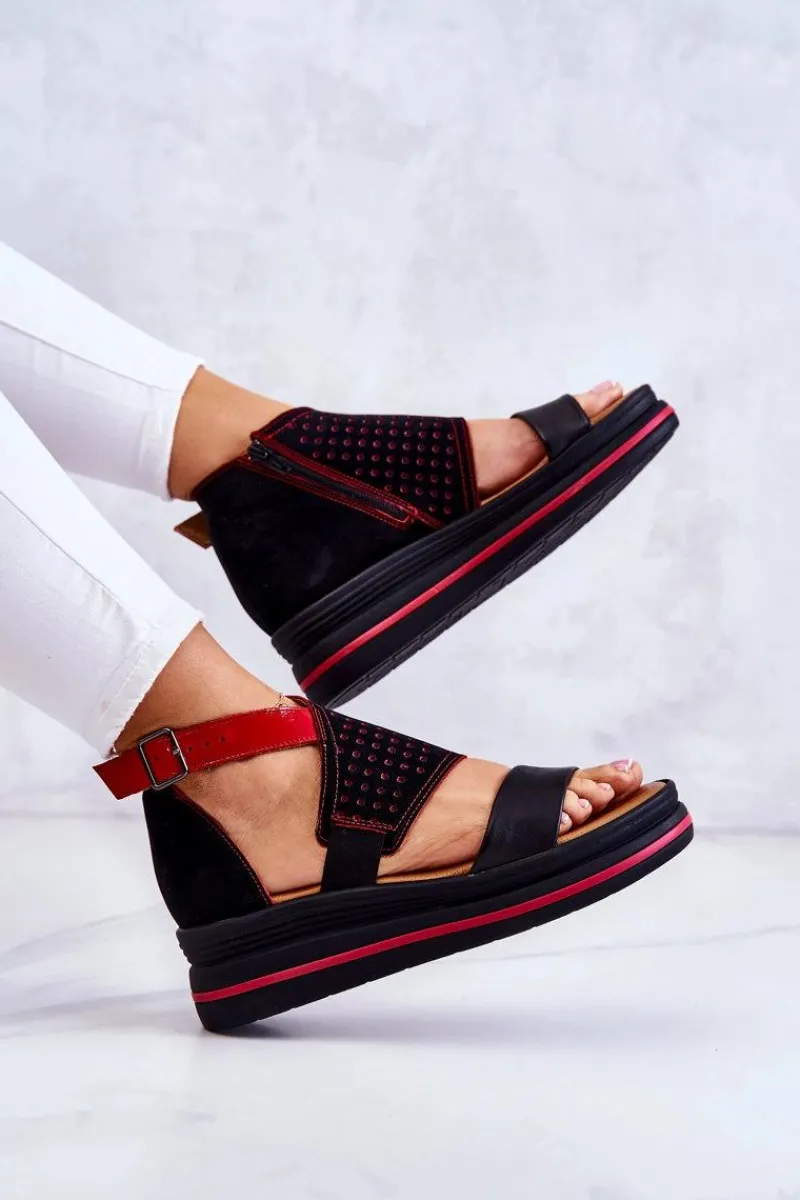 Outlet Skórzane Sandały Na Koturnie 05356-01 Czarno-Czerwone Damskie Sandały Na Koturnie