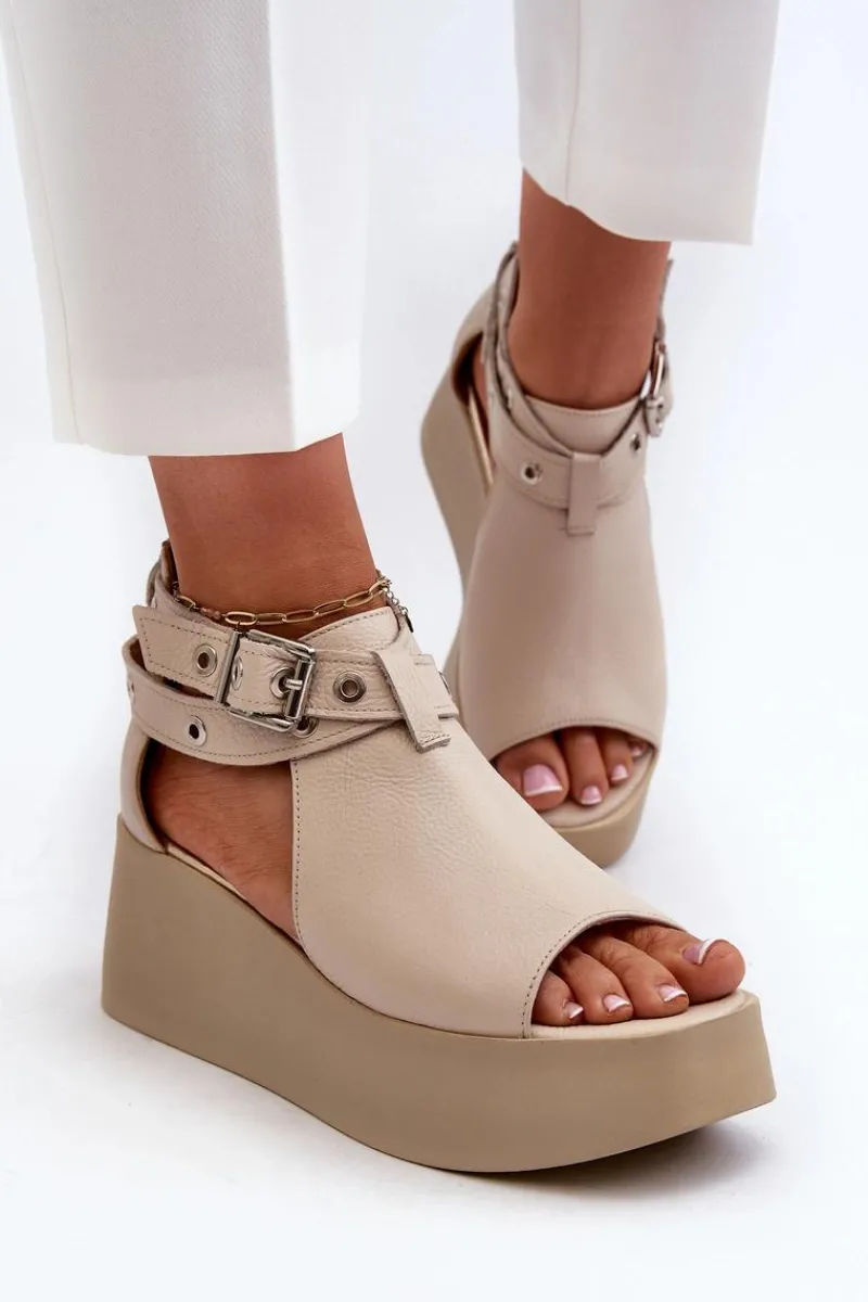 Outlet Zazoo Skórzane Sandały Na Koturnie Beżowe 1732 Beżowy