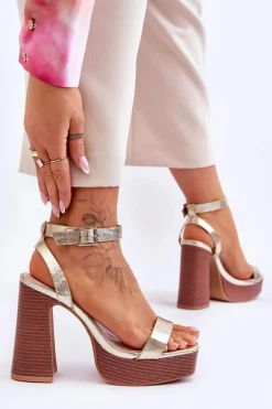 Sandały Na Słupku|Sandały Na Obcasie><noscript><img width=