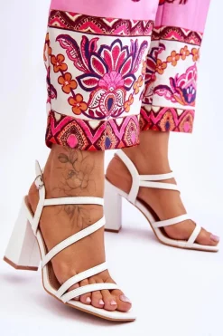 Sale Skórzane Sandały Na Słupku Białe Florentina Damskie Sandały Na Obcasie