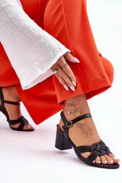 Sale Skórzane Sandały Na Słupku Czarne Meriel Damskie Sandały Na Obcasie