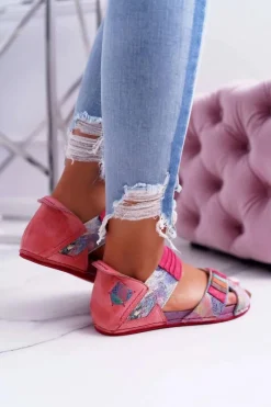 Sandały Płaskie>Maciejka Skórzane Sandały Ze Ściągaczem 03375 Różowe