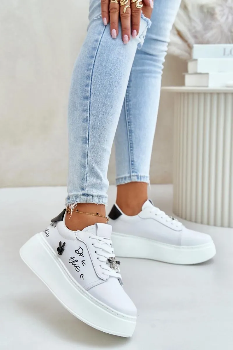 Best Buty damskie Vinceza Skórzane Sneakersy Damskie Na Platformie Z Przypinkami I Napisem Vinceza 89102 Białe Biały