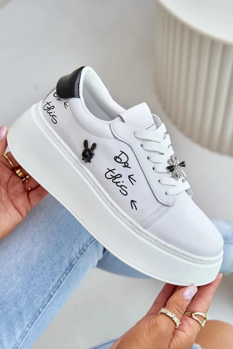 Best Buty damskie Vinceza Skórzane Sneakersy Damskie Na Platformie Z Przypinkami I Napisem Vinceza 89102 Białe Biały