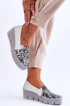 Trampki Damskie Slip-On|Trampki Damskie Niskie>Maciejka Skórzane Tenisówki Na Koturnie 5814A-11 Biało-Czarne