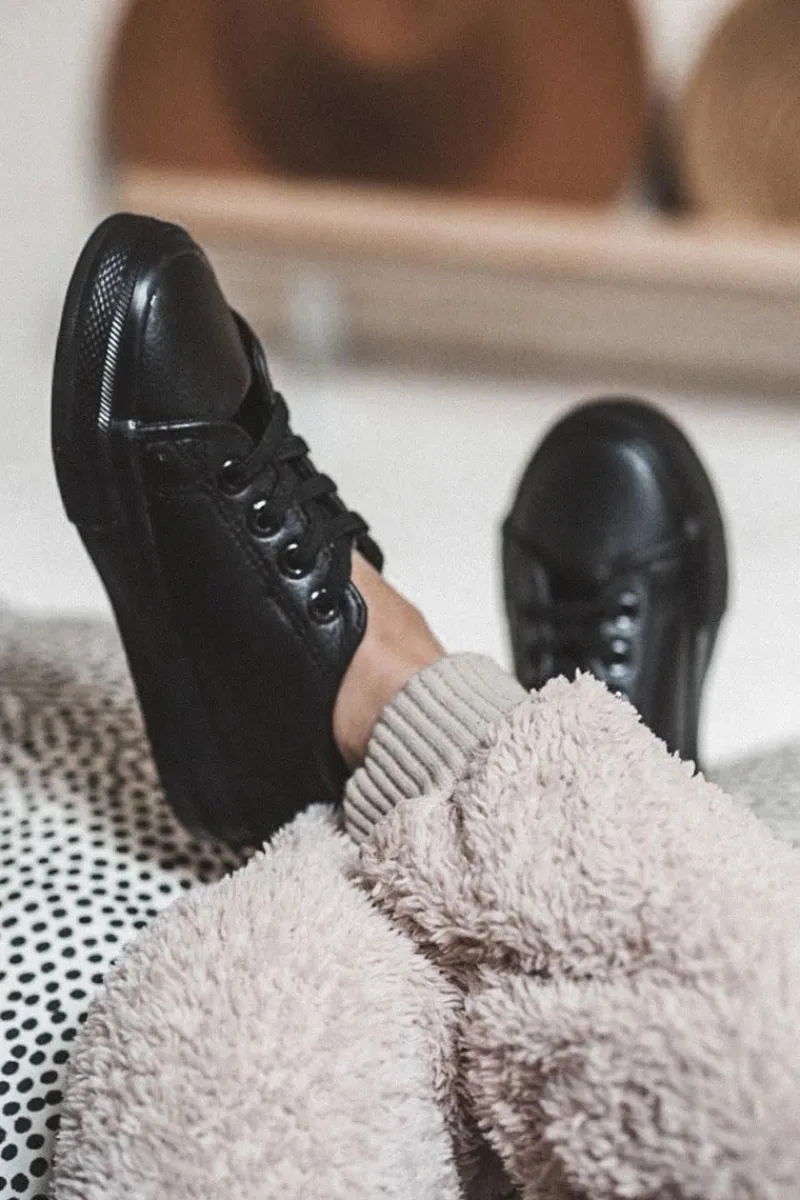 Outlet Big Star Shoes Skórzane Trampki Big Star JJ374025 Czarne