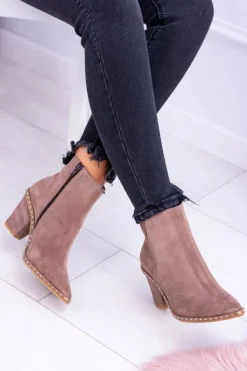 Botki Na Słupku|Brązowe I Beżowe Botki><noscript><img width=