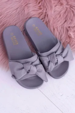 Discount Szare Damskie Zamszowe Klapki z Kokardą Merbolo Damskie Klapki Damskie Klasyczne