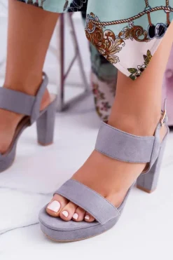 Szare Zamszowe Sandałki Na Słupku Arigo Damskie Sandały Na Obcasie